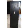 Image 1 : AmSec Gun Safe