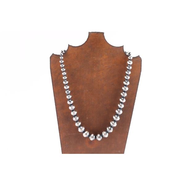 Graduated Navajo Pearls