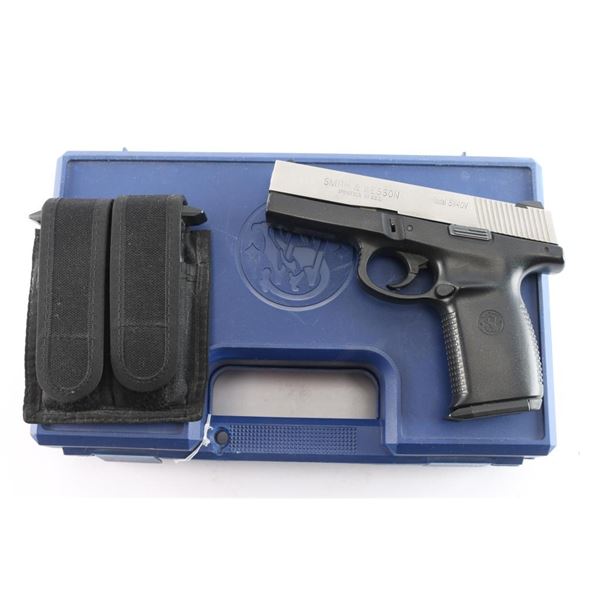 Smith & Wesson SW40V .40 S&W #PBB1624