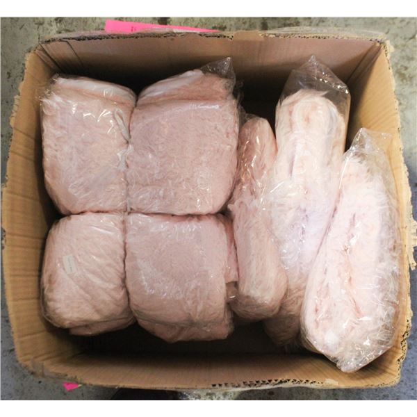 FLAT OF INFANT/SMALL PET SIZE PLUSH THROWS