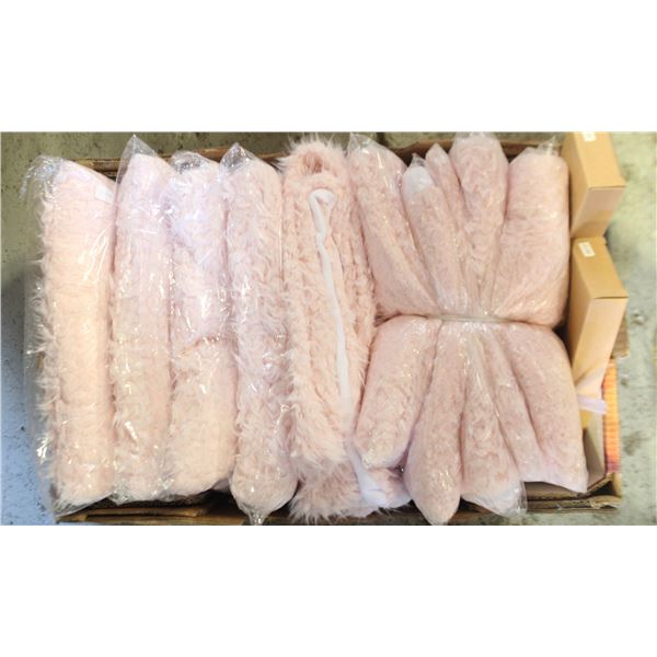 FLAT OF INFANT/SMALL PET SIZE PLUSH THROWS