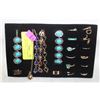 Image 1 : TRAY W/14 RINGS AND 6 BRACELETS SET WITH 2EARINGS