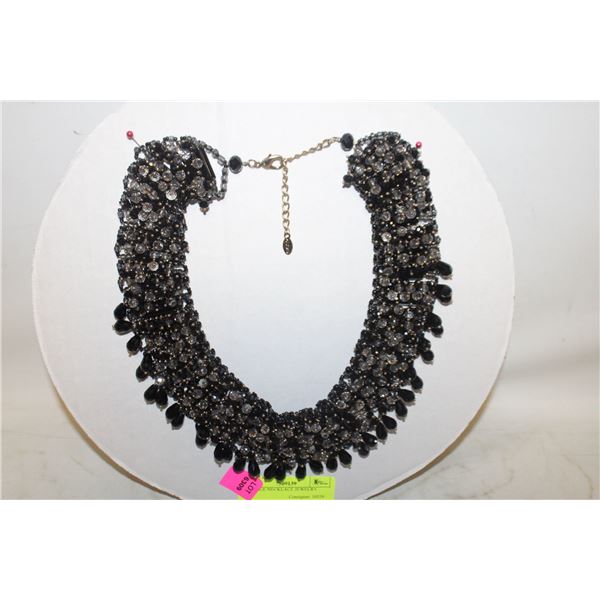 VINTAGE NECKLACE JEWELRY