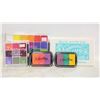 Image 1 : DECORATIVE CHALKS & STAMP PADS