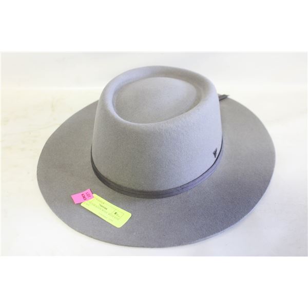 100% AUSTRALIAN WOOL WEST VON HAT M/L