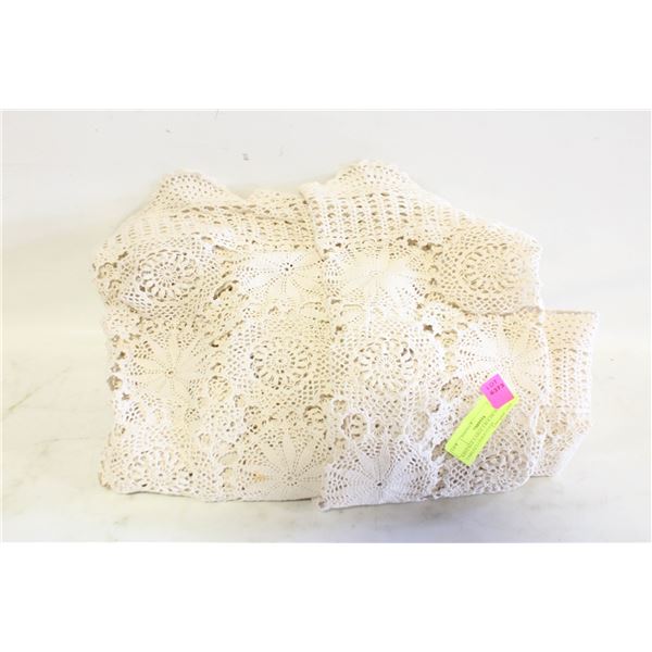VINTAGE LARGE CROCHETED TABLECLOTH-ESTATE
