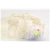Image 1 : VINTAGE LARGE CROCHETED TABLECLOTH-ESTATE