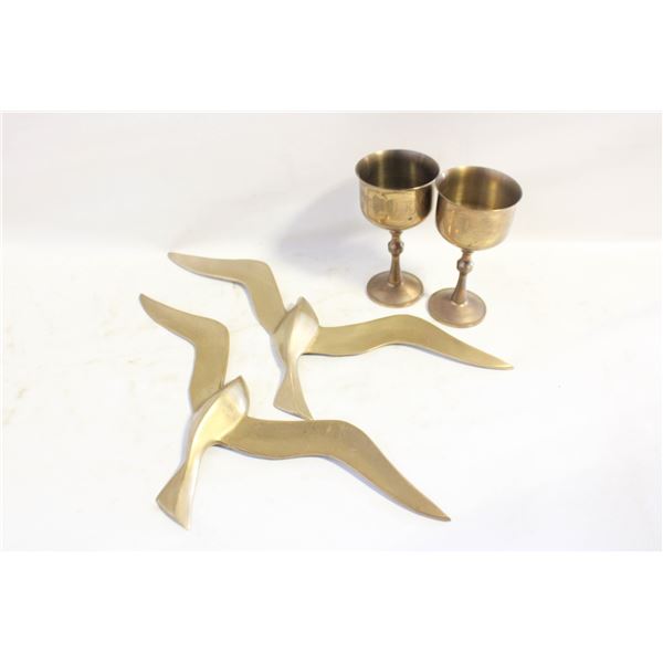 SET OF 2 BRASS SEAGULL WALL ART & 2 BRASS WINE