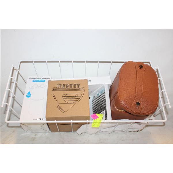 FLAT OF VARIOUS NEW BATHROOM ORGANIZING ITEMS