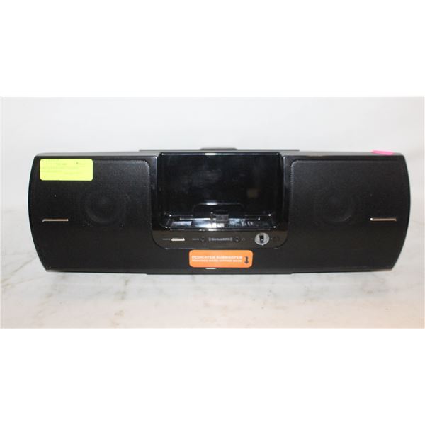 SIRIUS XM PORTABLE SPEAKER DOCK (BOOMBOX)