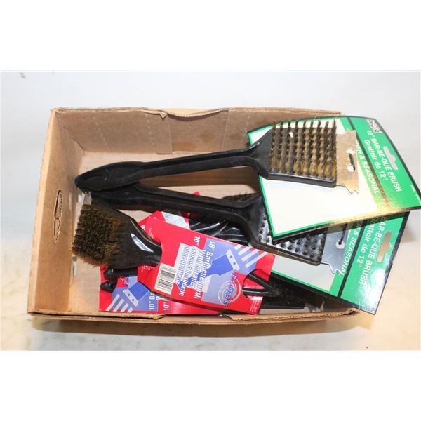 FLAT OF 6 NEW BBQ BRUSHES
