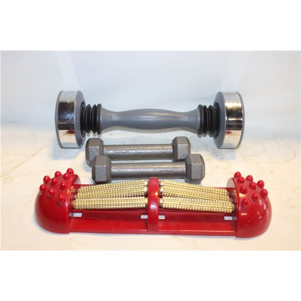 LOT OF 5LB SHAKE WEIGHT & 2 - 3 CAST IRON WEIGHTS