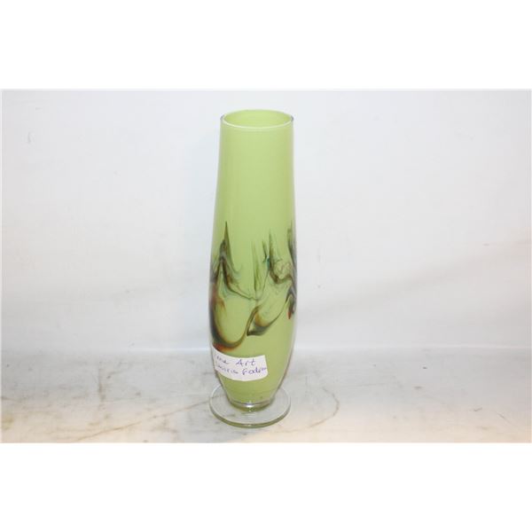 VINTAGE LIME GLASS VASE