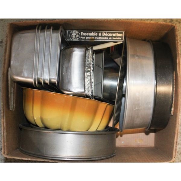 BAKEWARE- BOX LOT ASSORTED