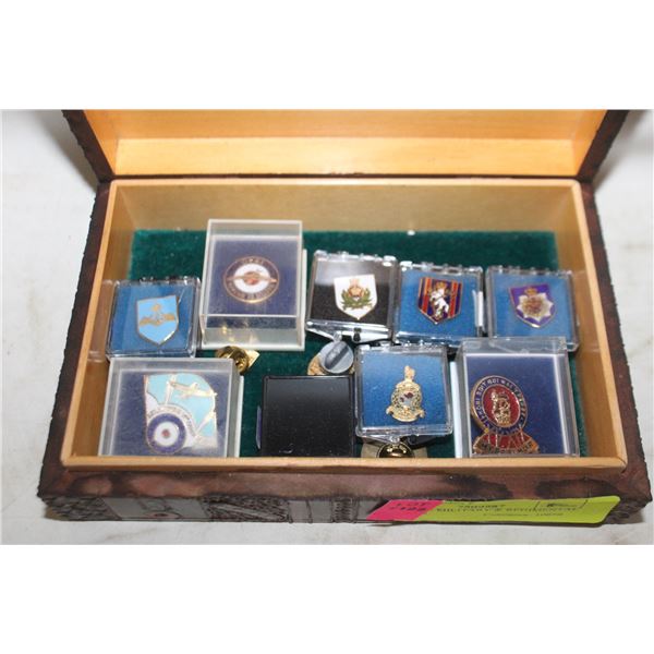 VINTAGE MILITARY & REGIMENTAL BADGES