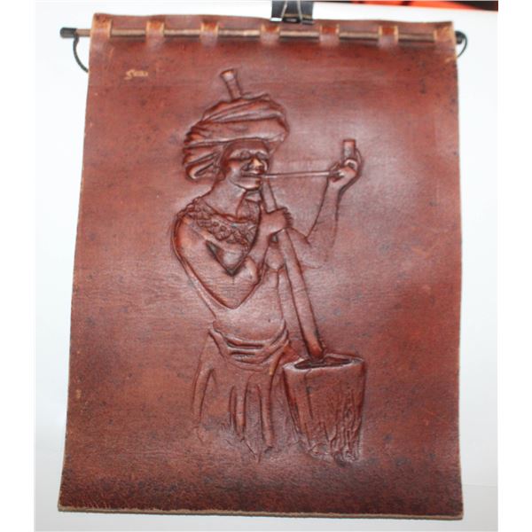 VINTAGE WALL HANGING