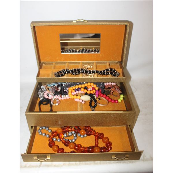 VINTAGE JEWELRY BOX WITH ASSORTED JEWELRY