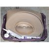 Image 1 : .08" X 6" VINYL COVE BASEBOARD ROLL +