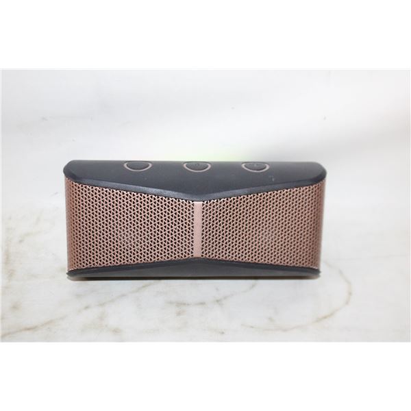 LOGITECH X300 BLACK & COPPER PORTABLE