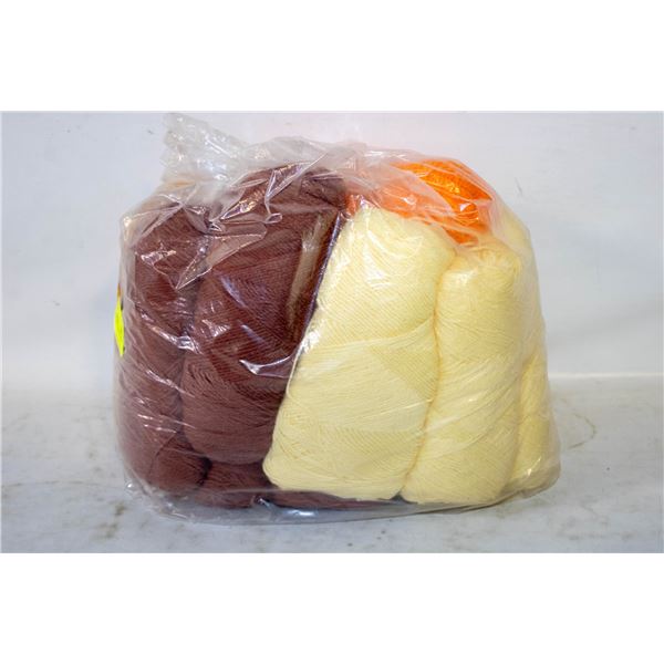 YARN AND INSTRUCTIONS PLAID AFGAN