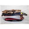 Image 1 : LOT 5 PURSES/HANDBAGS
