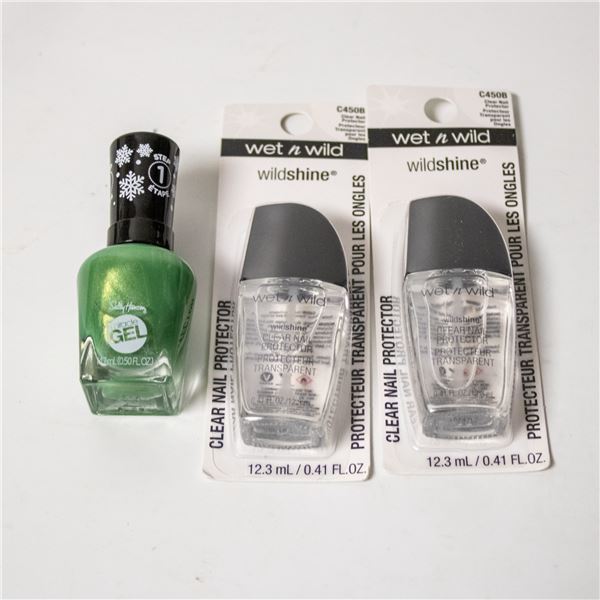 NEW BAG OF 2 CLEAR NAIL PROTECTOR AND GREEN POLISH