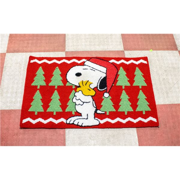 CHRISTMAS SNOOPY & WOODSTOCK RUG 22.5 X 38"