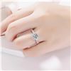 Image 4 : 1 CT GRA CERTIFIED ROUND BRILLIANT MOISSANITE 925S