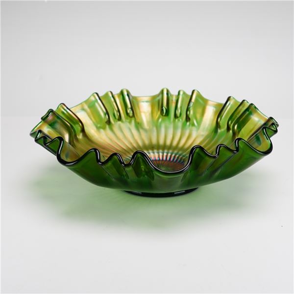 Fenton Iridescent Green Art Glass Bowl