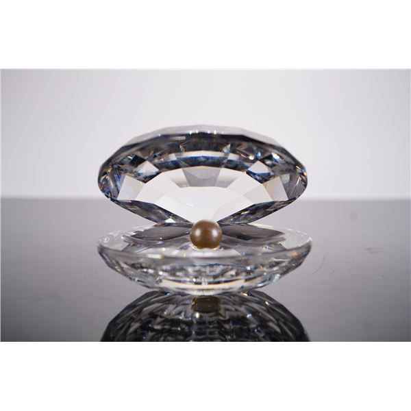 Swarovski Silver Crystal Oyster Shell with Pearl