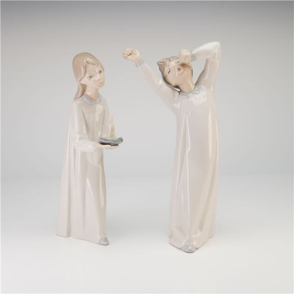 LladrÃ³ Figurines, Girl with Candle 01004868 and Boy Yawning 01004870