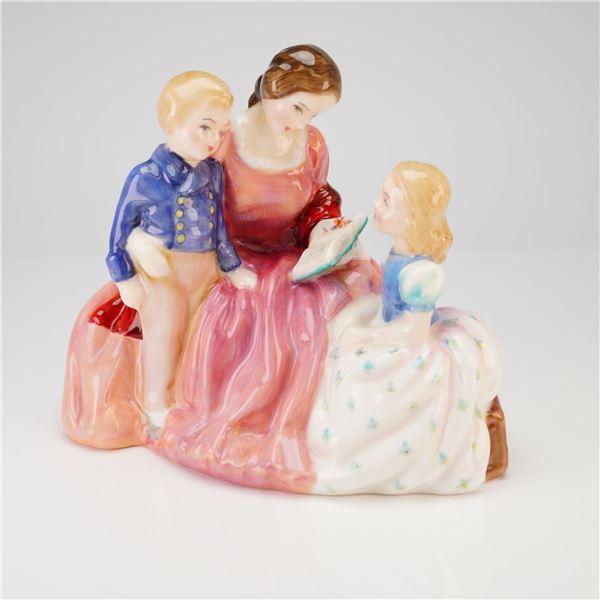 Royal Doulton Figurine, "The Bedtime Story," HN 2059