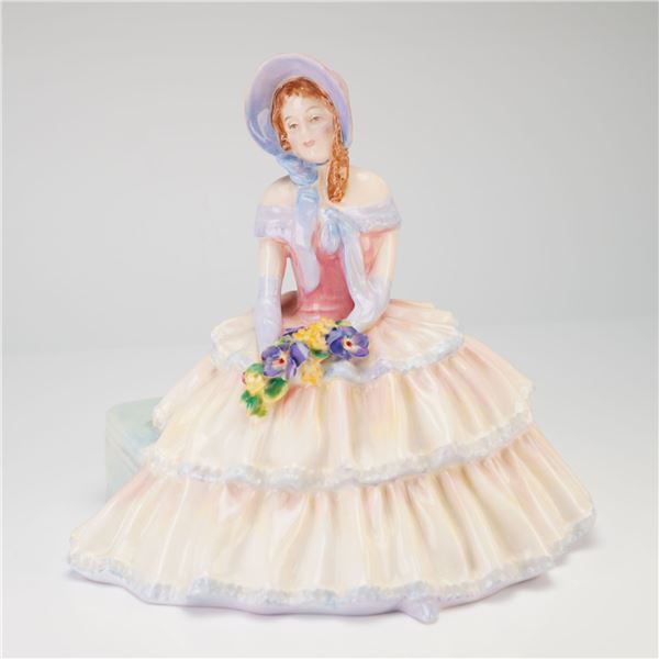 Royal Doulton Figurine, Daydreams HN 1731
