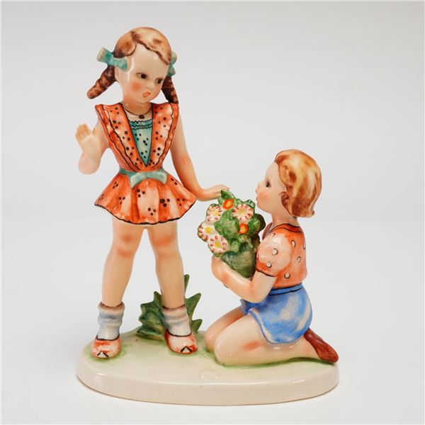 Goebel Nasha We Congratulate Hum220 Porcelain Figurine