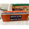 Image 14 : VINTAGE LIONEL MODEL TRAIN ITEMS - O GAUGE