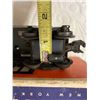 Image 21 : VINTAGE LIONEL MODEL TRAIN ITEMS - O GAUGE