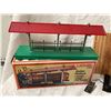 Image 8 : VINTAGE LIONEL MODEL TRAIN ITEMS - O GAUGE
