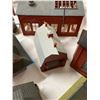 Image 17 : MODEL RAILROAD BUILDINGS AND SCENIC ACCESSORIES