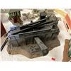 Image 17 : VINTAGE MODEL TRAIN BUILDINGS AND SCENERY STRUCTURES