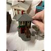Image 5 : VINTAGE MODEL TRAIN BUILDINGS AND SCENERY STRUCTURES