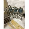 Image 8 : VINTAGE MODEL TRAIN BUILDINGS AND SCENERY STRUCTURES