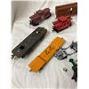 Image 2 : VINTAGE MODEL TRAIN CARS, PARTS, AND A LOCOMOTIVE
