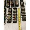 Image 4 : COLLECTION OF ELECTRICAL TERMINAL BLOCKS, ALSO KNOWN AS BARRIER STRIPS OR SCREW TERMINALS; LOT