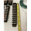 Image 5 : COLLECTION OF ELECTRICAL TERMINAL BLOCKS, ALSO KNOWN AS BARRIER STRIPS OR SCREW TERMINALS; LOT