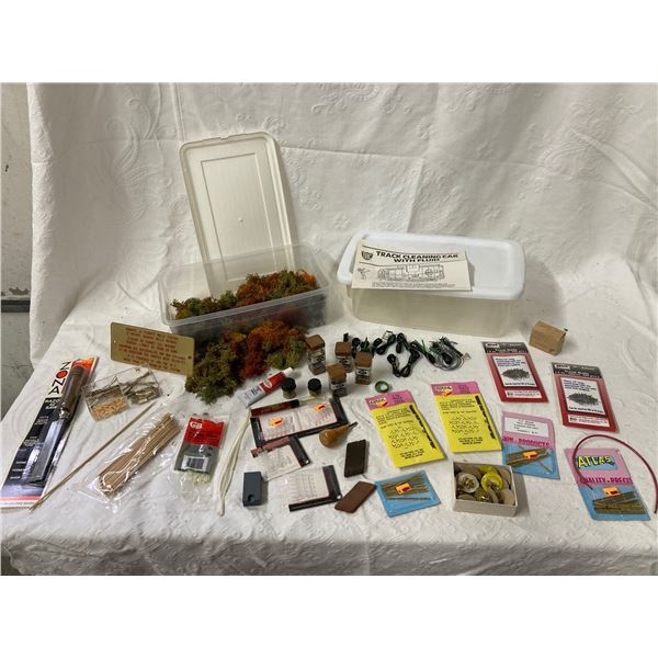 COLLECTION OF HO SCALE MODEL RAILROAD SCENERY, ACCESSORIES, AND TOOLS