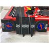 Image 8 : SCX COMPACT 1:43 SCALE SLOT CAR RACING SET, SPECIFICALLY FEATURING FORMULA 1 CARS