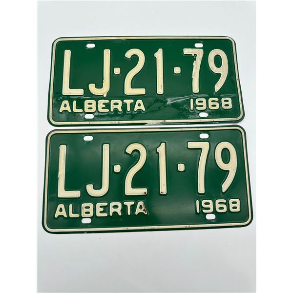 Pair of 1968 Alberta Licence Plates – LJ-21-79