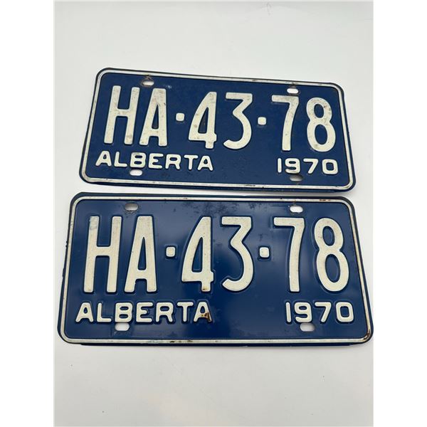 Pair of 1970 Alberta Licence Plates – HA-43-78