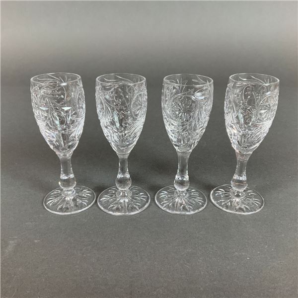 A Set of Four Tudor England Crystal Liqueur Glasses