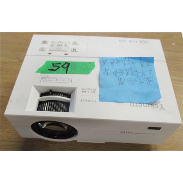 MINI PROJECTOR